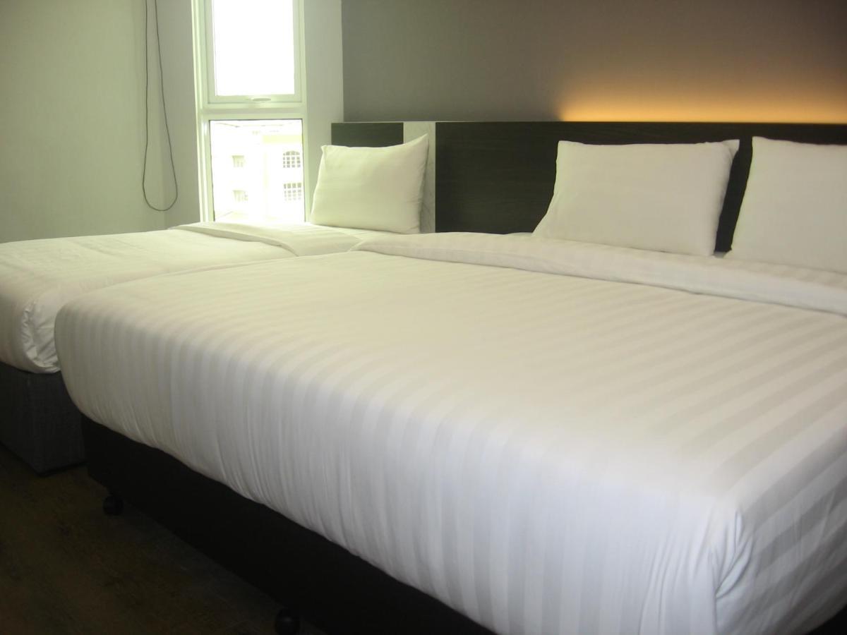 707 Hotel Melaka Esterno foto